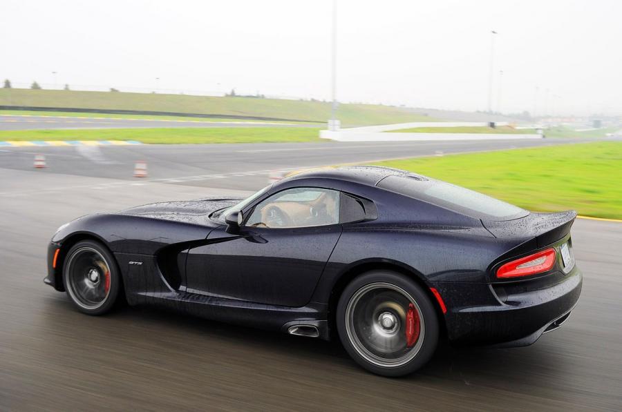  Dodge Viper SRT 2013 года  (фото 9 из 129)